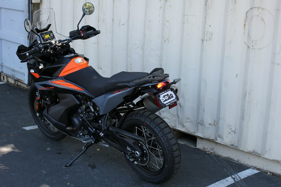 2023 KTM 890 Adventure