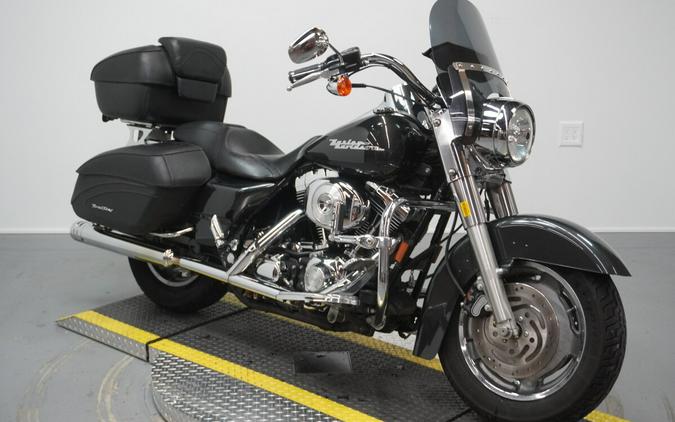 2005 Harley-Davidson® Road King® Custom Black Pearl