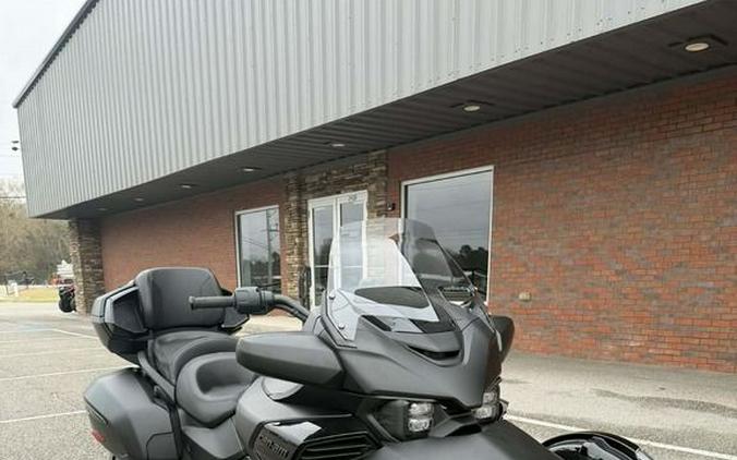 2026 Can-Am® Spyder F3 Limited Dark