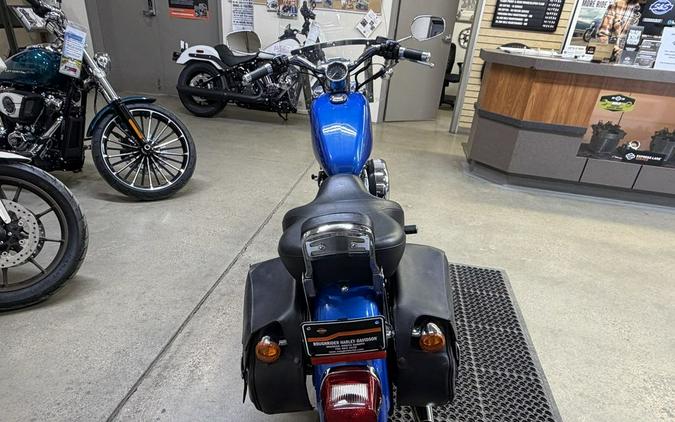 2002 Harley-Davidson® XL883C - Sportster® Custom 883C