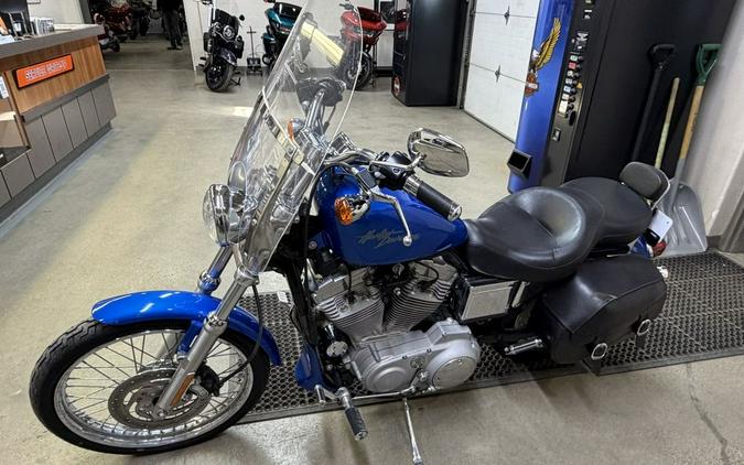 2002 Harley-Davidson® XL883C - Sportster® Custom 883C