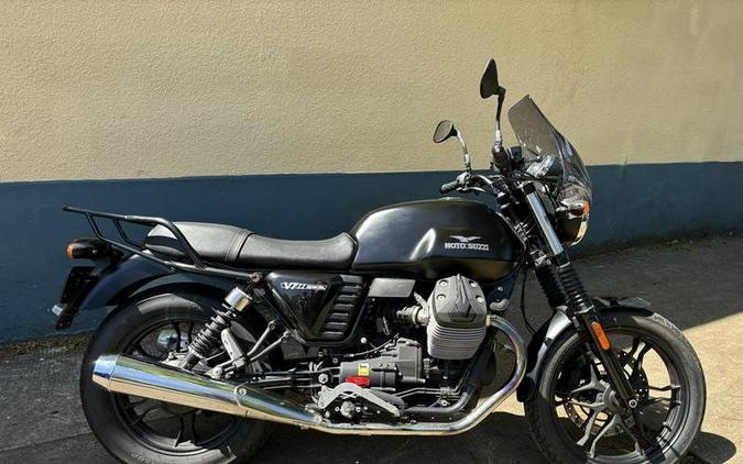 2016 Moto Guzzi V7 II Stone