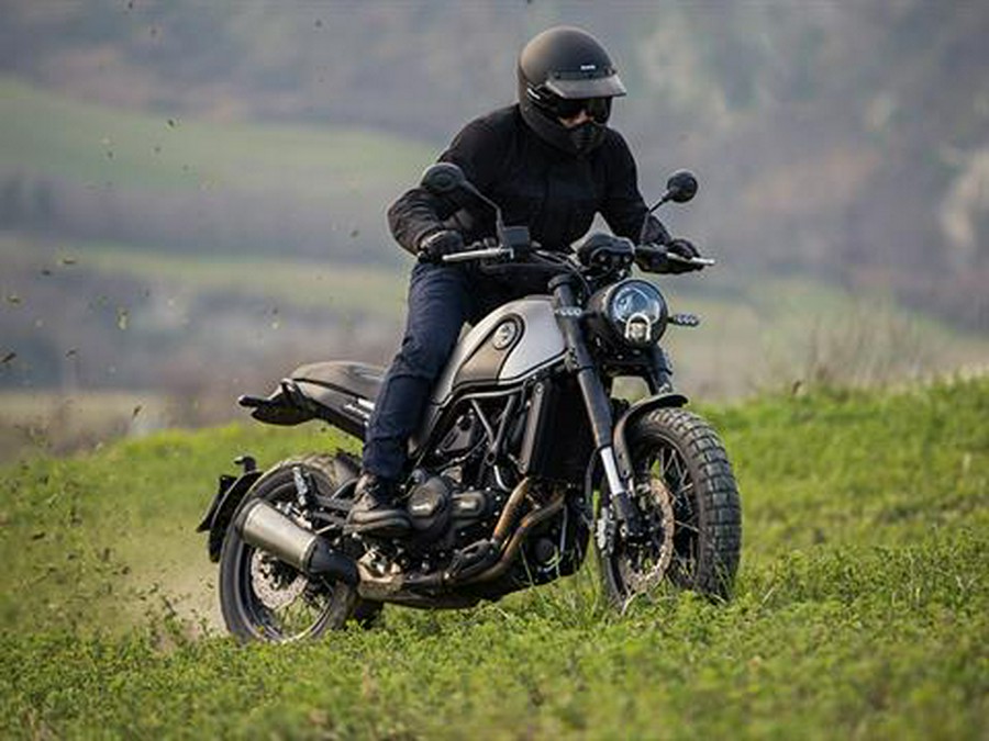 2022 Benelli Leoncino Trail