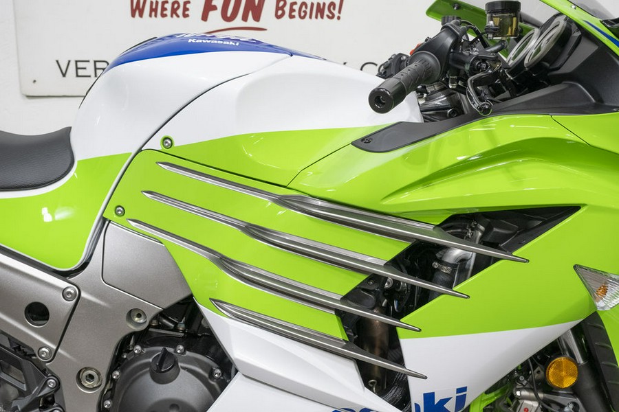 2024 Kawasaki Ninja® ZX™-14R 40th Anniversary Edition ABS