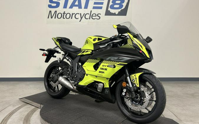 2025 Yamaha YZF-R7 (YZFR7SB) Custom Skda graphic kit R7