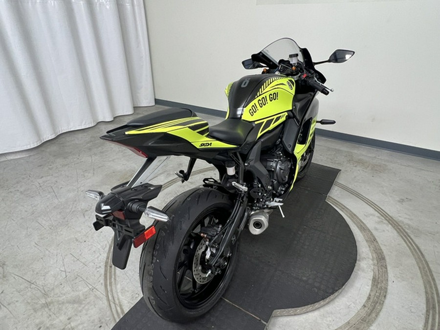 2025 Yamaha YZF-R7 (YZFR7SB) Custom Skda graphic kit R7