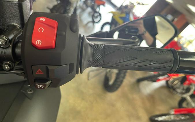 2024 Suzuki GSX-S1000GT Plus 1000GT