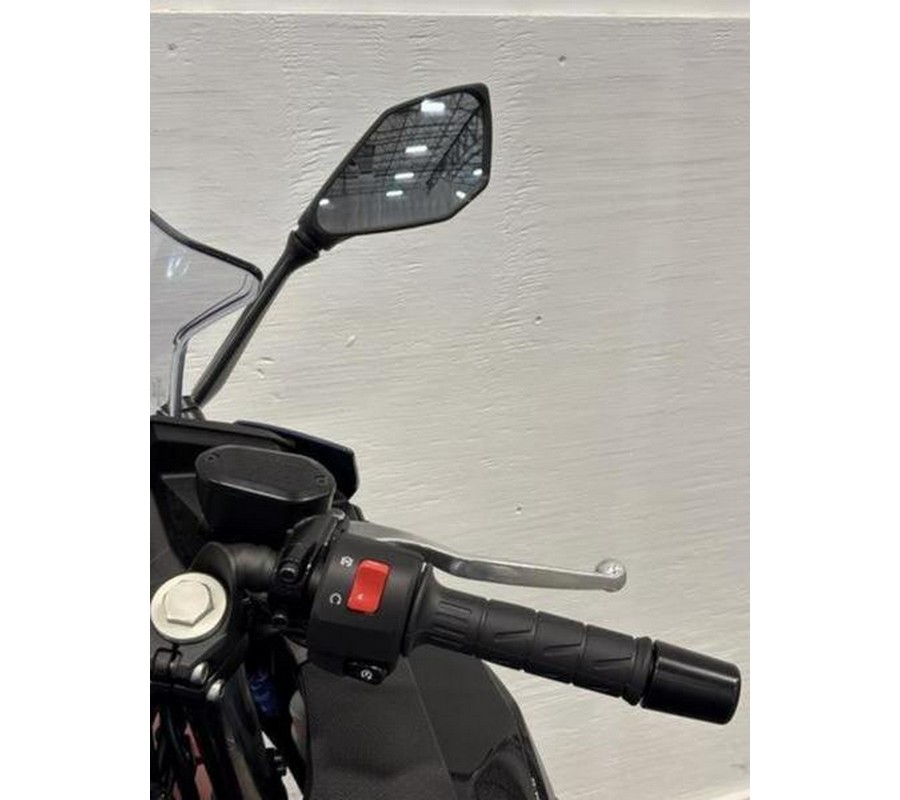 2026 Kawasaki Ninja® 500 SE ABS