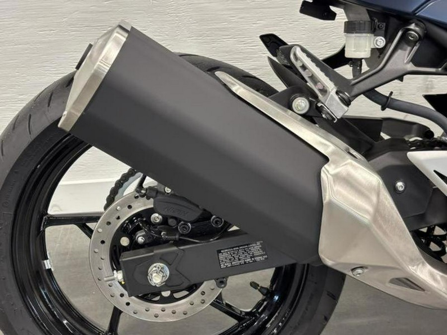 2026 Kawasaki Ninja® 500 SE ABS