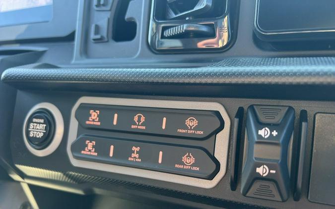 2026 Can-Am Defender Limited HD11 Dark Wildland Camo