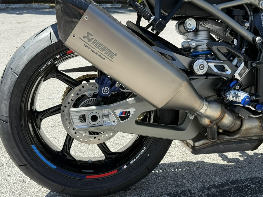 2026 BMW M 1000 R