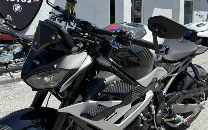 2026 BMW M 1000 R