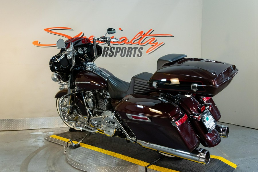 2022 Harley-Davidson Street Glide® Special