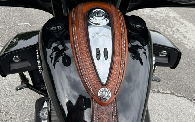 2016 Indian Roadmaster Thunder Black