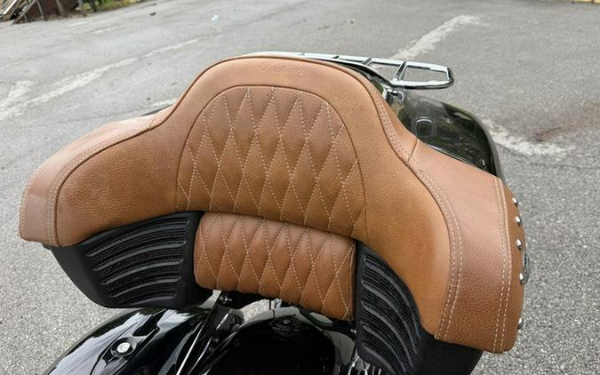 2016 Indian Roadmaster Thunder Black