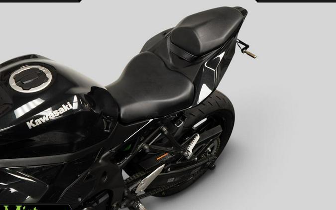 2024 Kawasaki Ninja ZX-4RR KRT