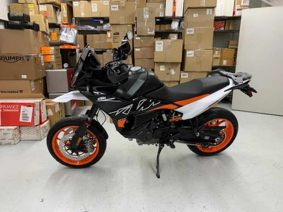 2024 KTM 890 SMT - Black/White