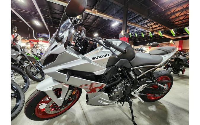 2024 Suzuki GSX-S 8R