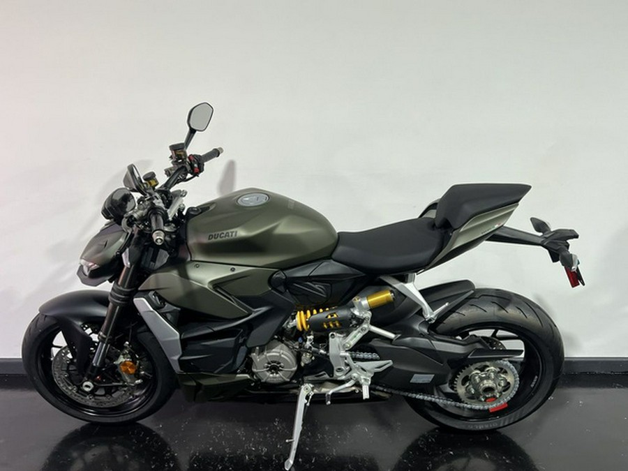 2024 Ducati Streetfighter V2 Storm Green