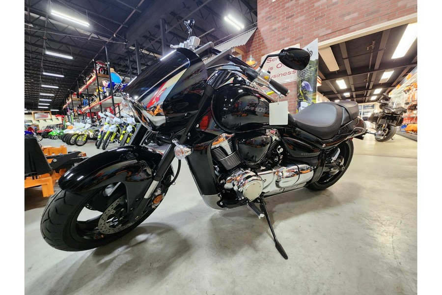 2025 Suzuki BOULEVARD M109R