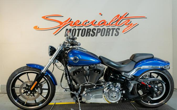 2015 Harley-Davidson Breakout®