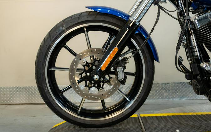 2015 Harley-Davidson Breakout®