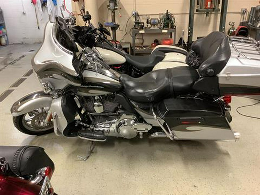 2013 Harley-Davidson CVO Limited