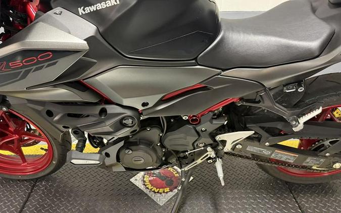 2024 Kawasaki Z500 SE ABS