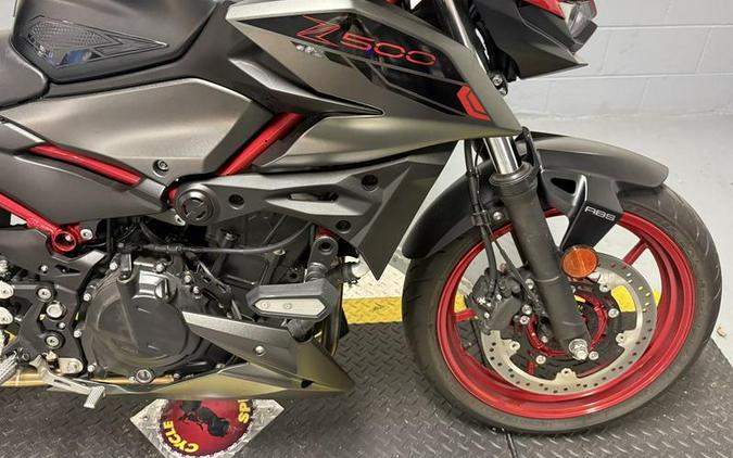 2024 Kawasaki Z500 SE ABS