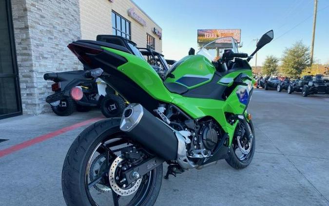 2026 Kawasaki Ninja® 500 SE ABS