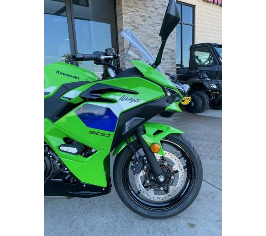 2026 Kawasaki Ninja® 500 SE ABS