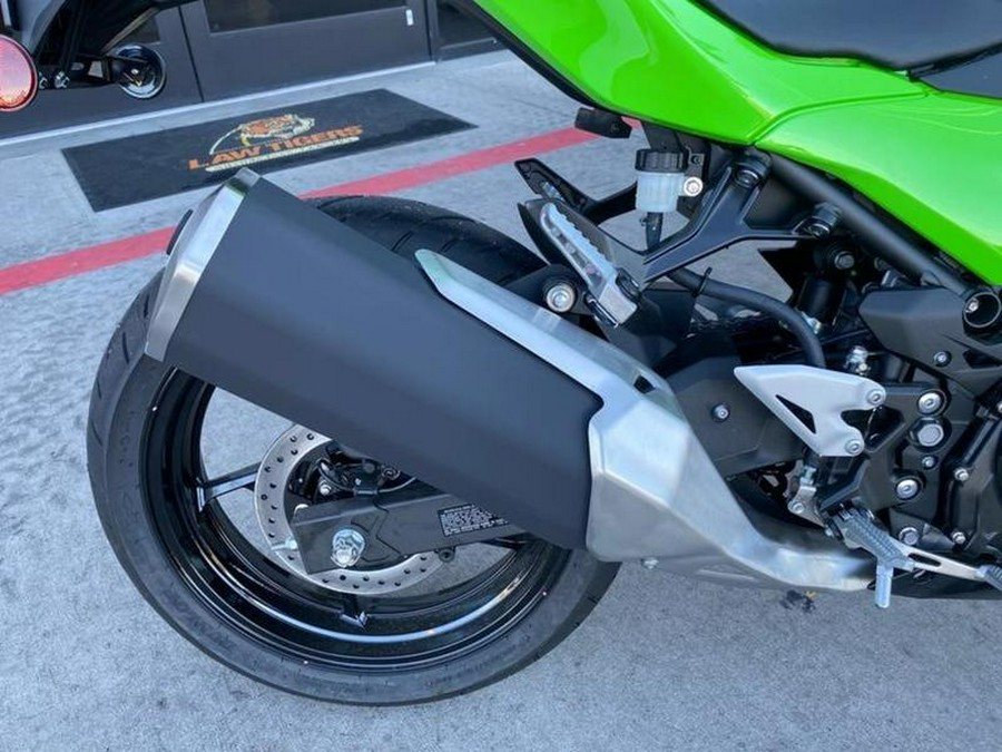 2026 Kawasaki Ninja® 500 SE ABS