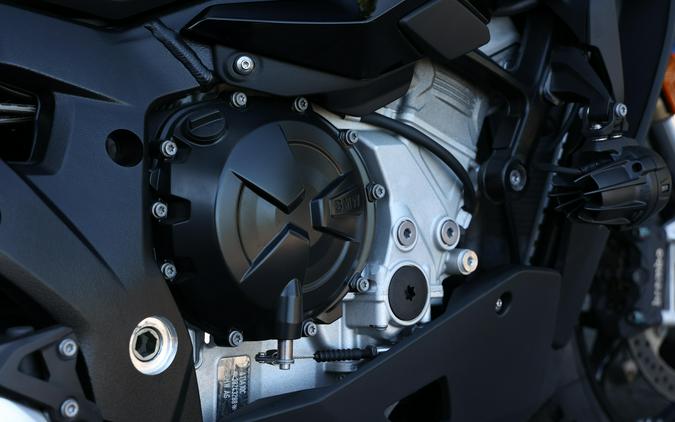 2025 BMW S 1000 XR