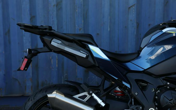 2025 BMW S 1000 XR