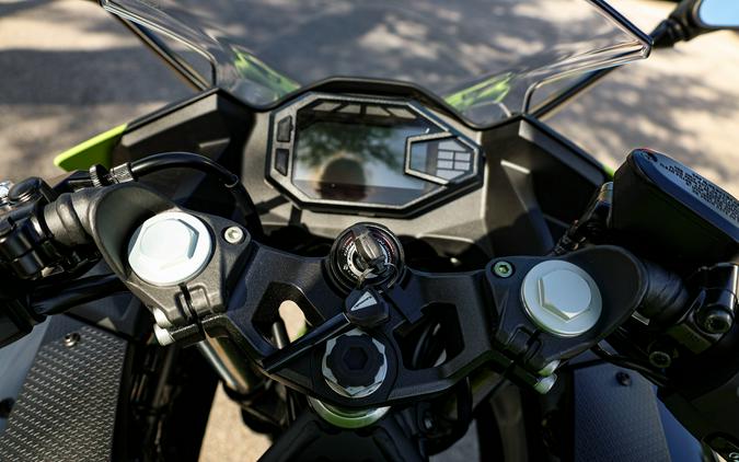2026 KAWASAKI NINJA 500 ABS