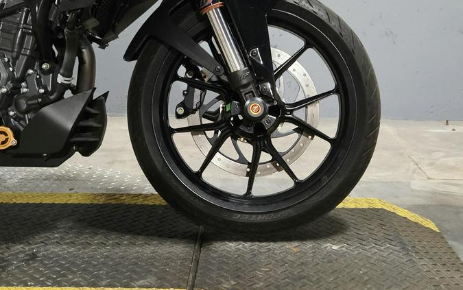2023 KTM 390 Duke