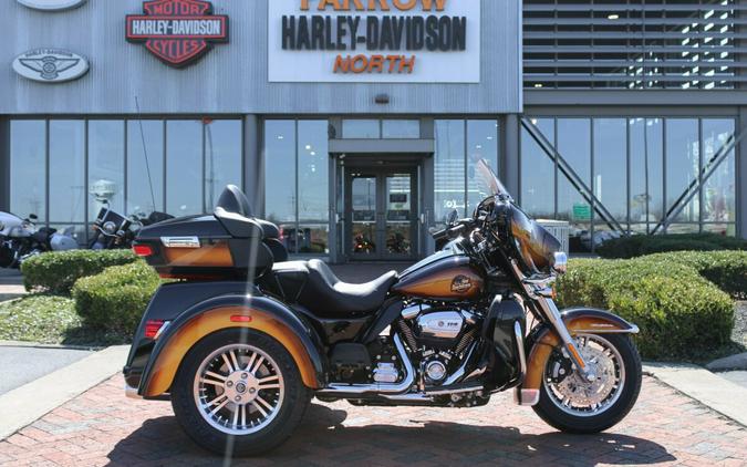 2024 Harley-Davidson Tri Glide Ultra Trike FLHTCUTG