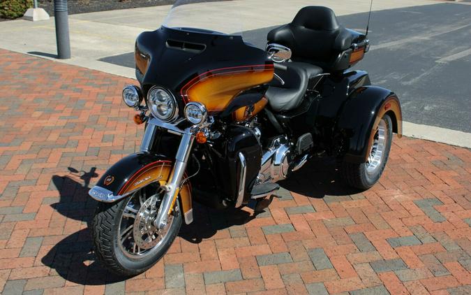 2024 Harley-Davidson Tri Glide Ultra Trike FLHTCUTG