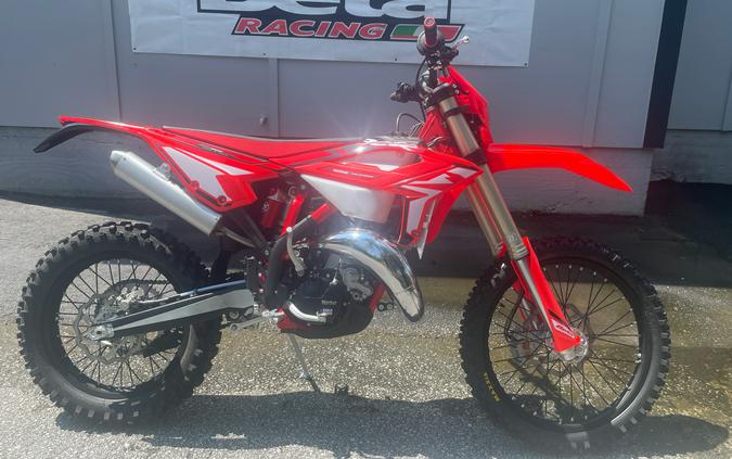 2023 Beta 125 RR First Look [7 Fast Facts For Enduro Racing]