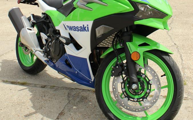 2024 Kawasaki Ninja® ZX™-4RR 40th Anniversary Edition ABS