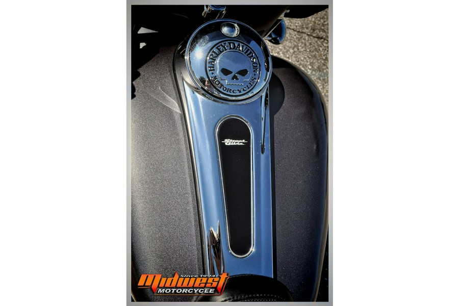 2015 Harley-Davidson® STREET GLIDE SPECIAL
