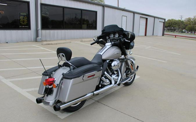 2009 Harley-Davidson® FLHX - Street Glide®