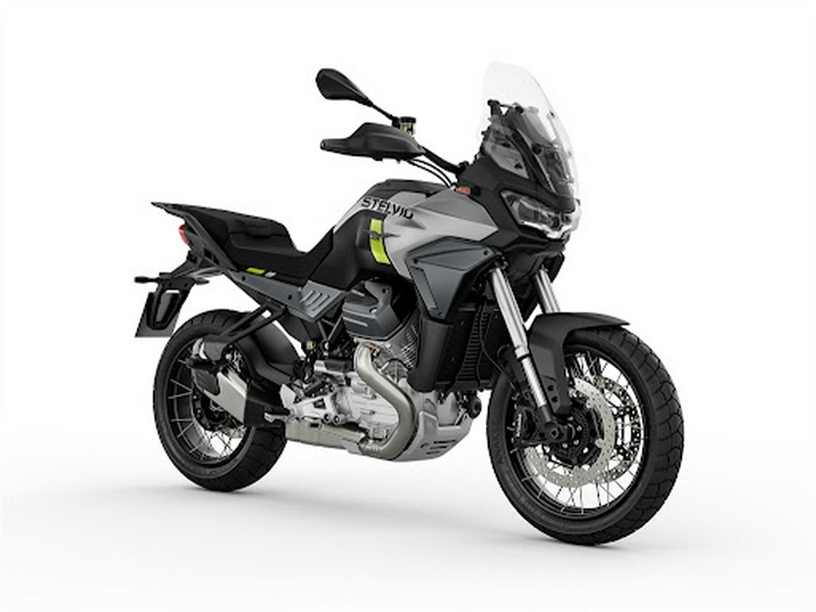 2025 Moto Guzzi Stelvio