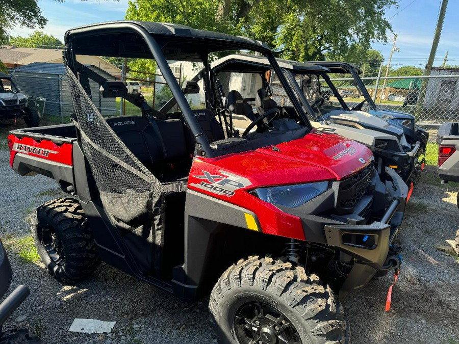 2025 Polaris Industries Ranger 1000 XP Red