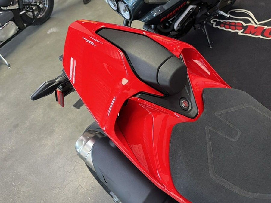 2025 Ducati Panigale V2 S