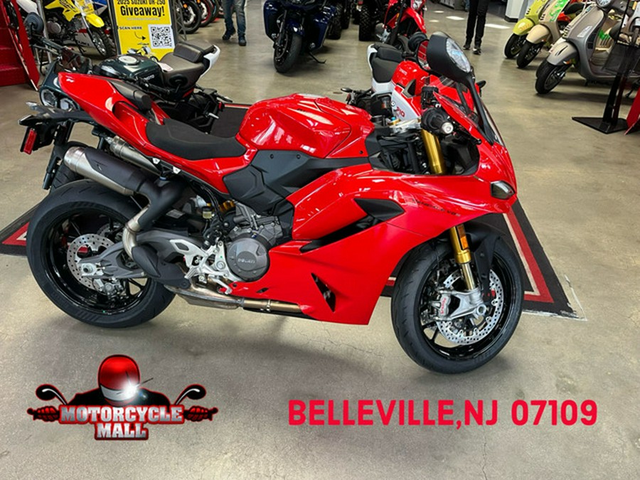 2025 Ducati Panigale V2 S