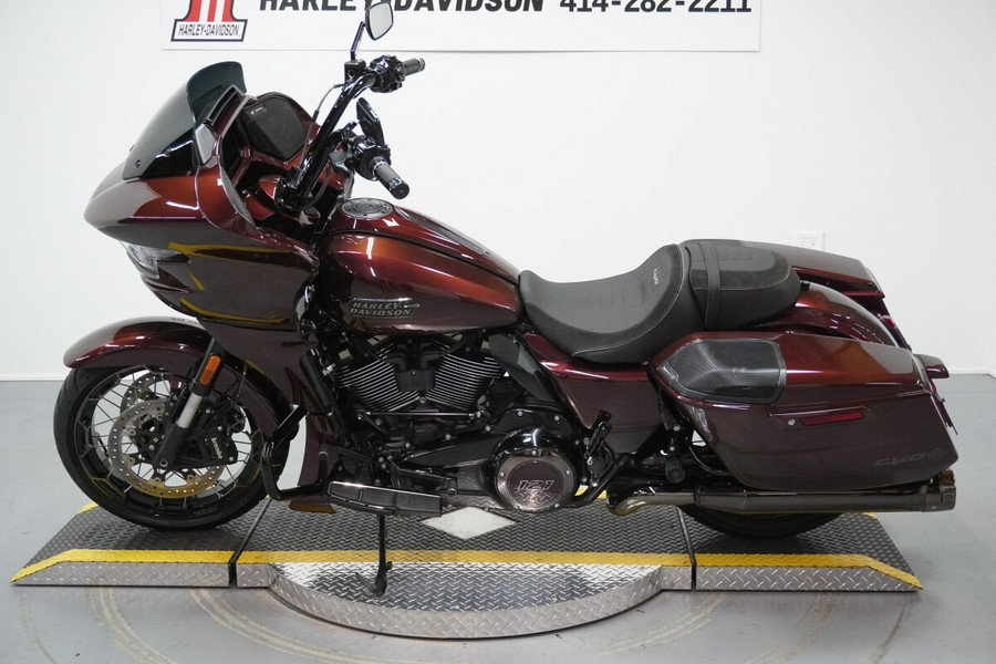 2024 Harley-Davidson® CVO™ Road Glide® Copperhead