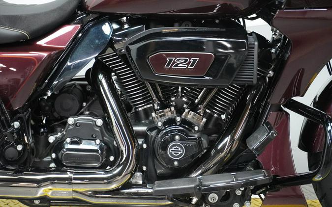 2024 Harley-Davidson® CVO™ Road Glide® Copperhead