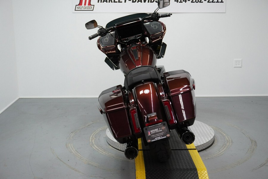 2024 Harley-Davidson® CVO™ Road Glide® Copperhead