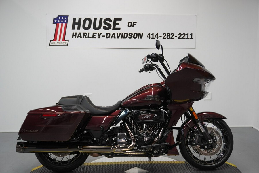 2024 Harley-Davidson® CVO™ Road Glide® Copperhead